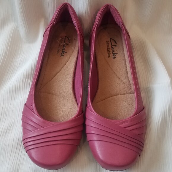 Clarks bendables- Pink leather flats Size 5.5 - Picture 2 of 6